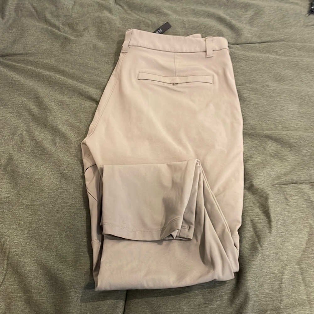 Lululemon Commission Pants ( 32 x 28 )